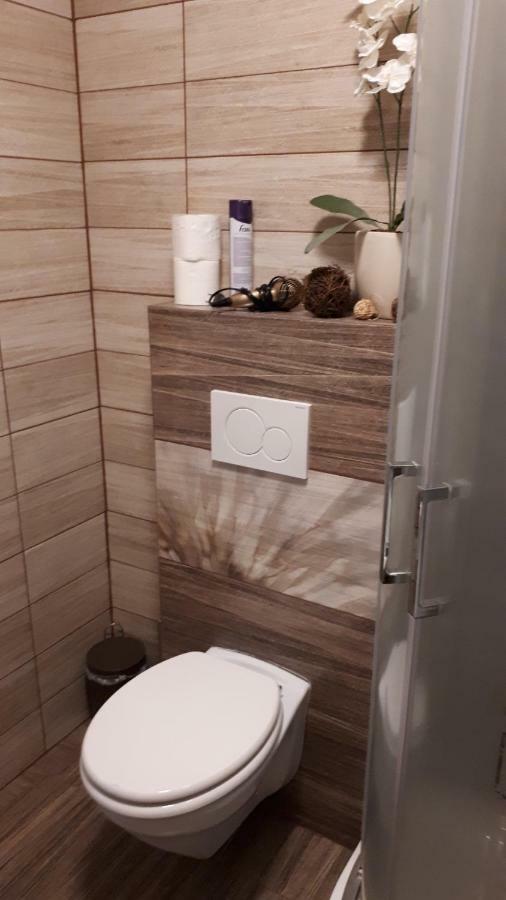 Ubytovanie Na Sukromi Veľka Lomnica Bagian luar foto